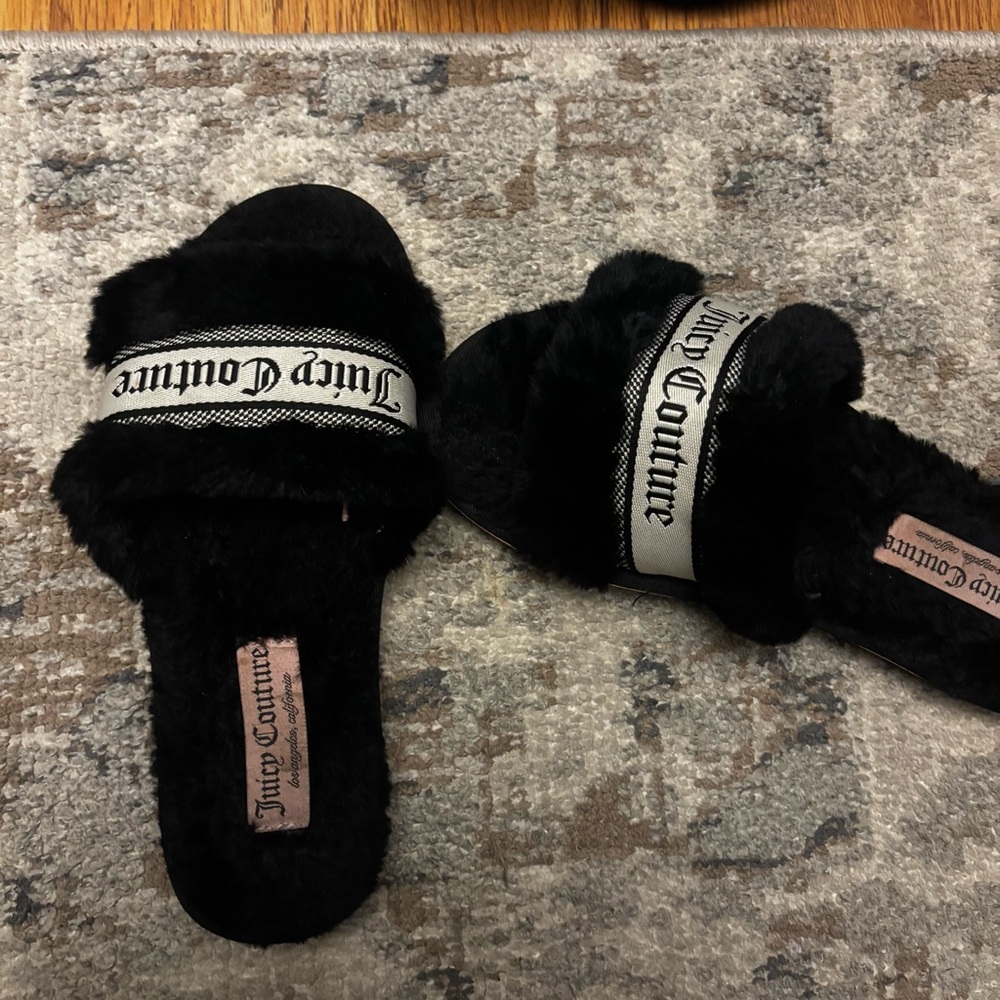Juicy Couture Black Fur Slides with Logo Band